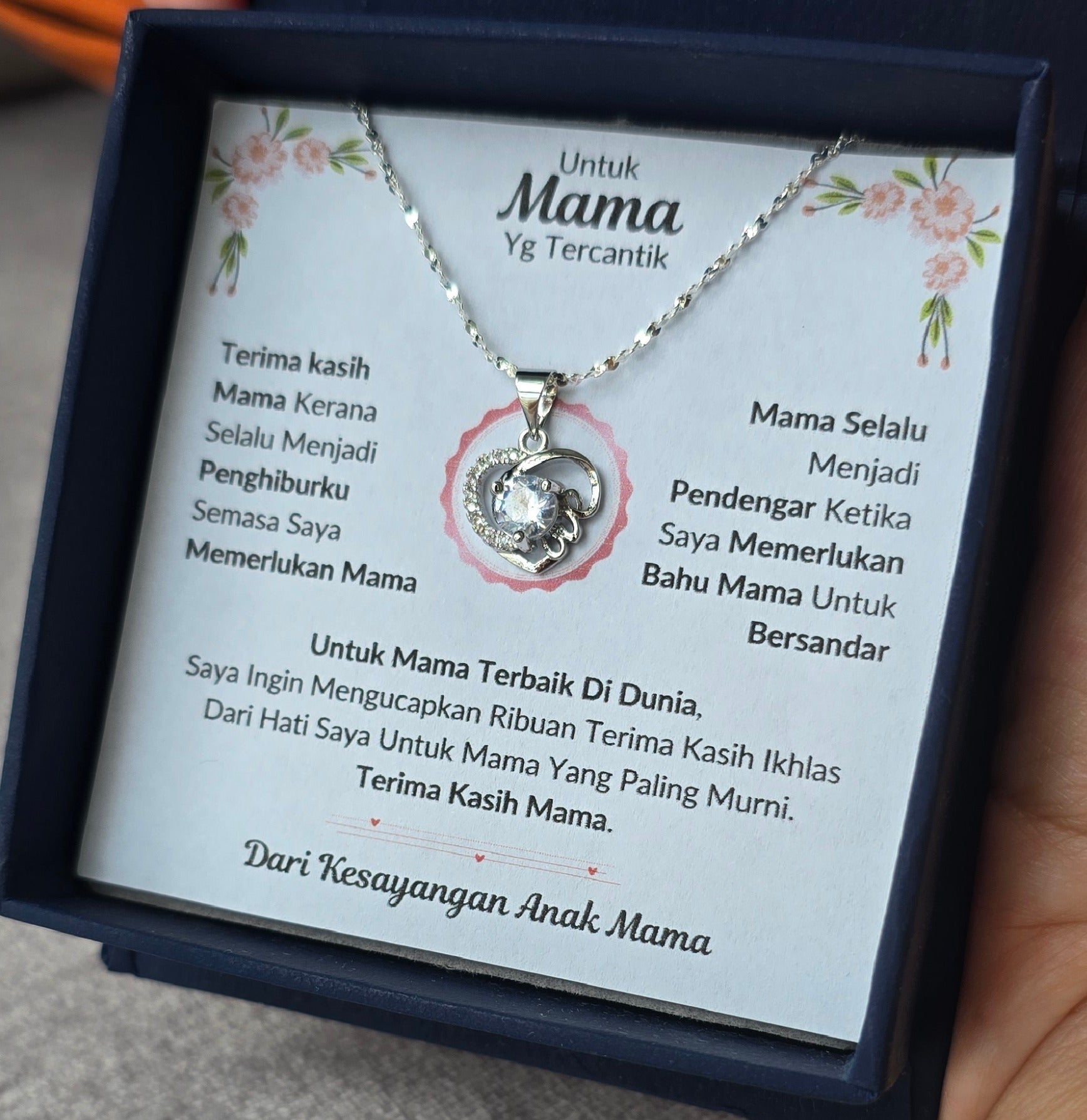 Hadiah Terbaik Untuk Mama Terbaik Di Dunia I Love Heart Necklace