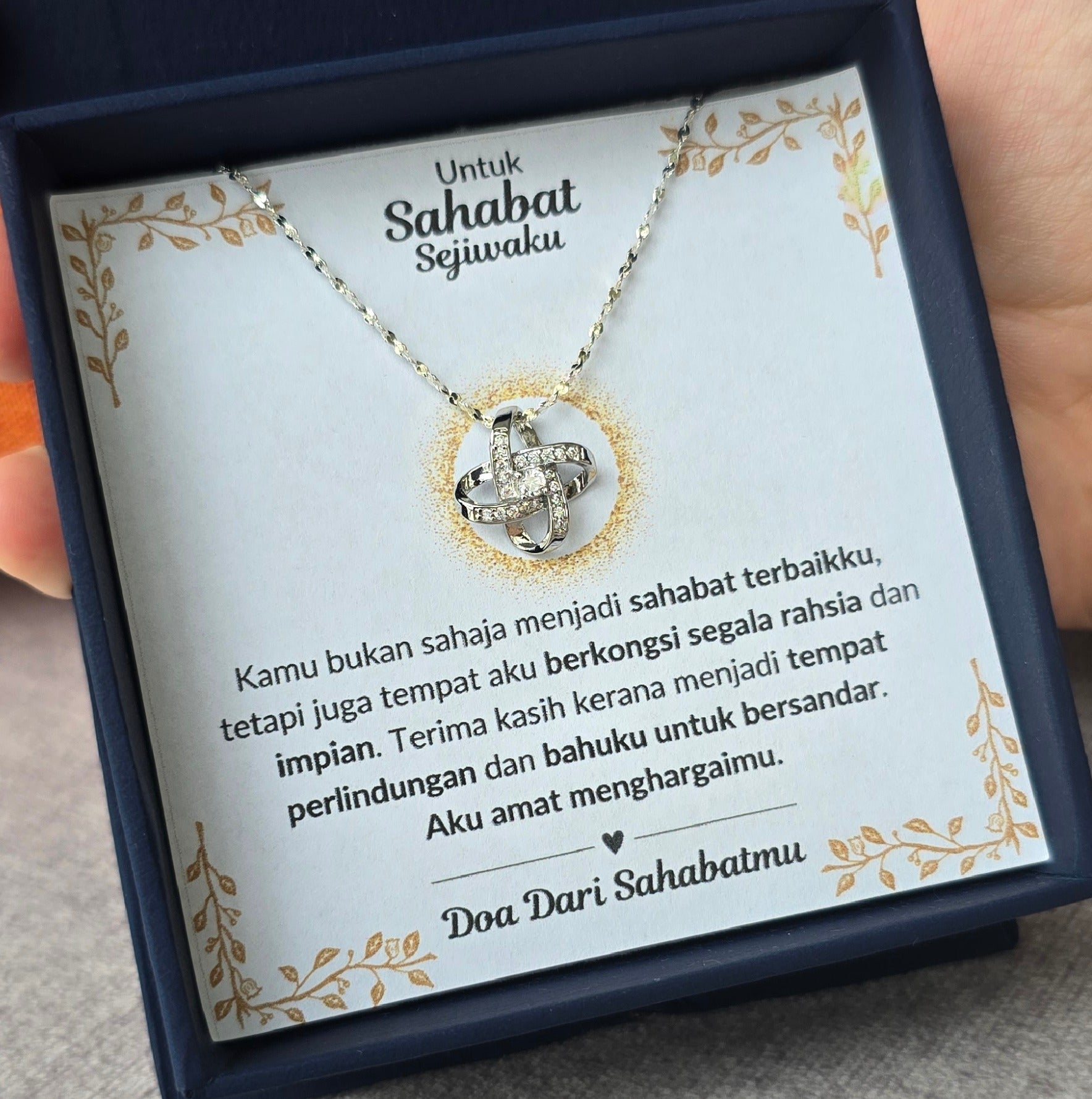 Hadiah Terbaik Untuk Sahabat Sejiwaku I Kongsi Rahsia Dan Impian I Love Knot Necklace