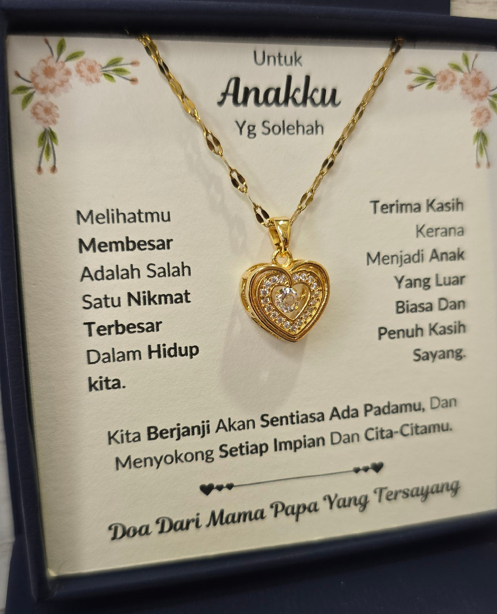 Hadiah Terbaik Untuk Anakku I Sentiasa Ada Padamu I Dari MamaPapa I Gold Heart Necklace