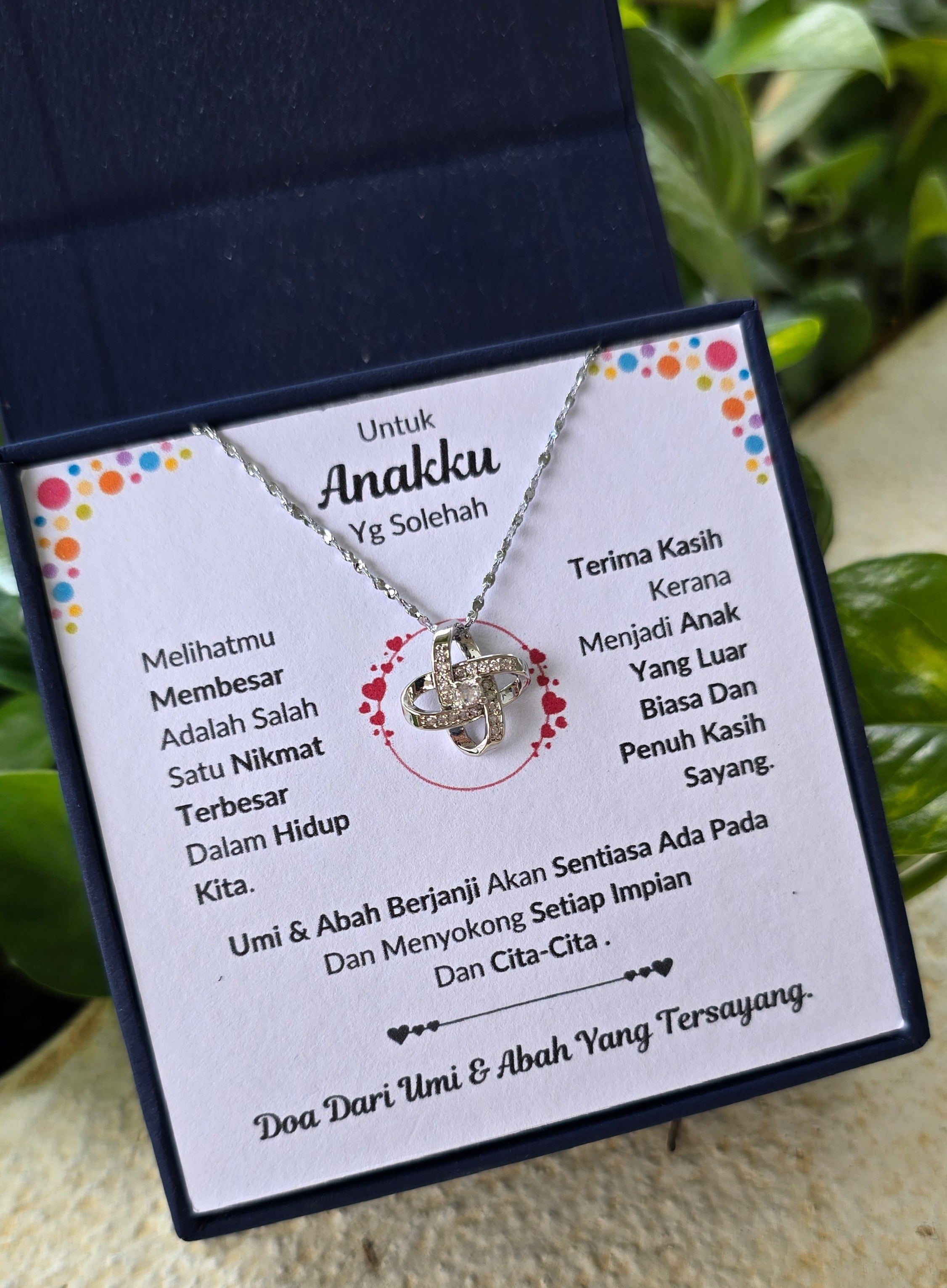 Hadiah Terbaik Untuk Anakku I Sentiasa Ada Padamu I Dari UmiAbah I Love Knot Necklace